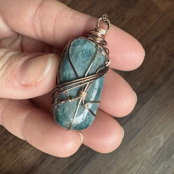 Blue Apatite Wire Wrapped Necklace Tumbled Gemstone Pendant Antiqued Brass - Picture 8 of 12